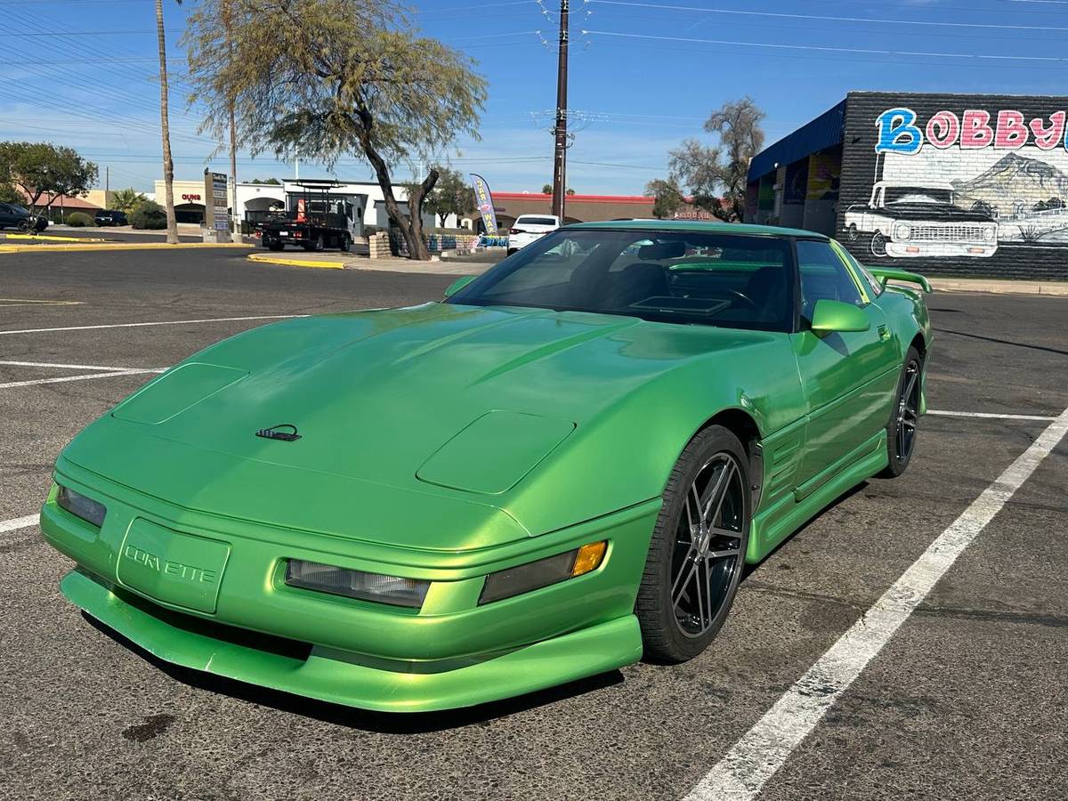 Chevrolet-Corvette-1994-green-185074-3