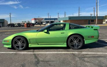 Chevrolet-Corvette-1994-green-185074