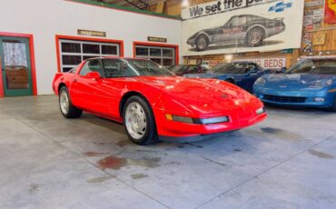 Chevrolet-Corvette-1994-red-56327-10