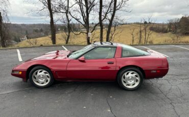 Chevrolet-Corvette-1995-red-79289-1