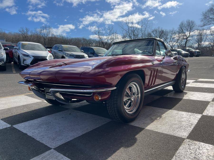 Chevrolet-Corvette-2-door-conve-1965-120099-8