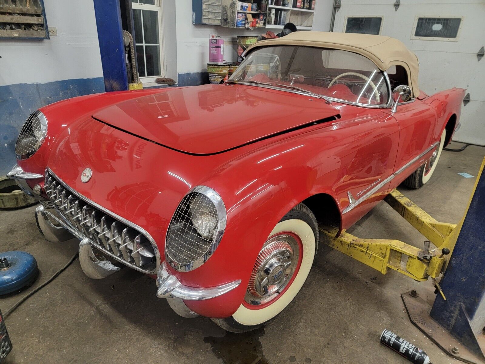 Chevrolet-Corvette-Cabriolet-1954-Red-Tan-82-2