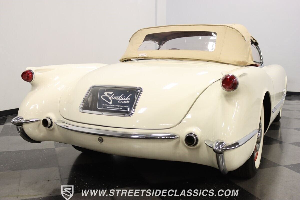 Chevrolet-Corvette-Cabriolet-1954-White-Red-56581-9