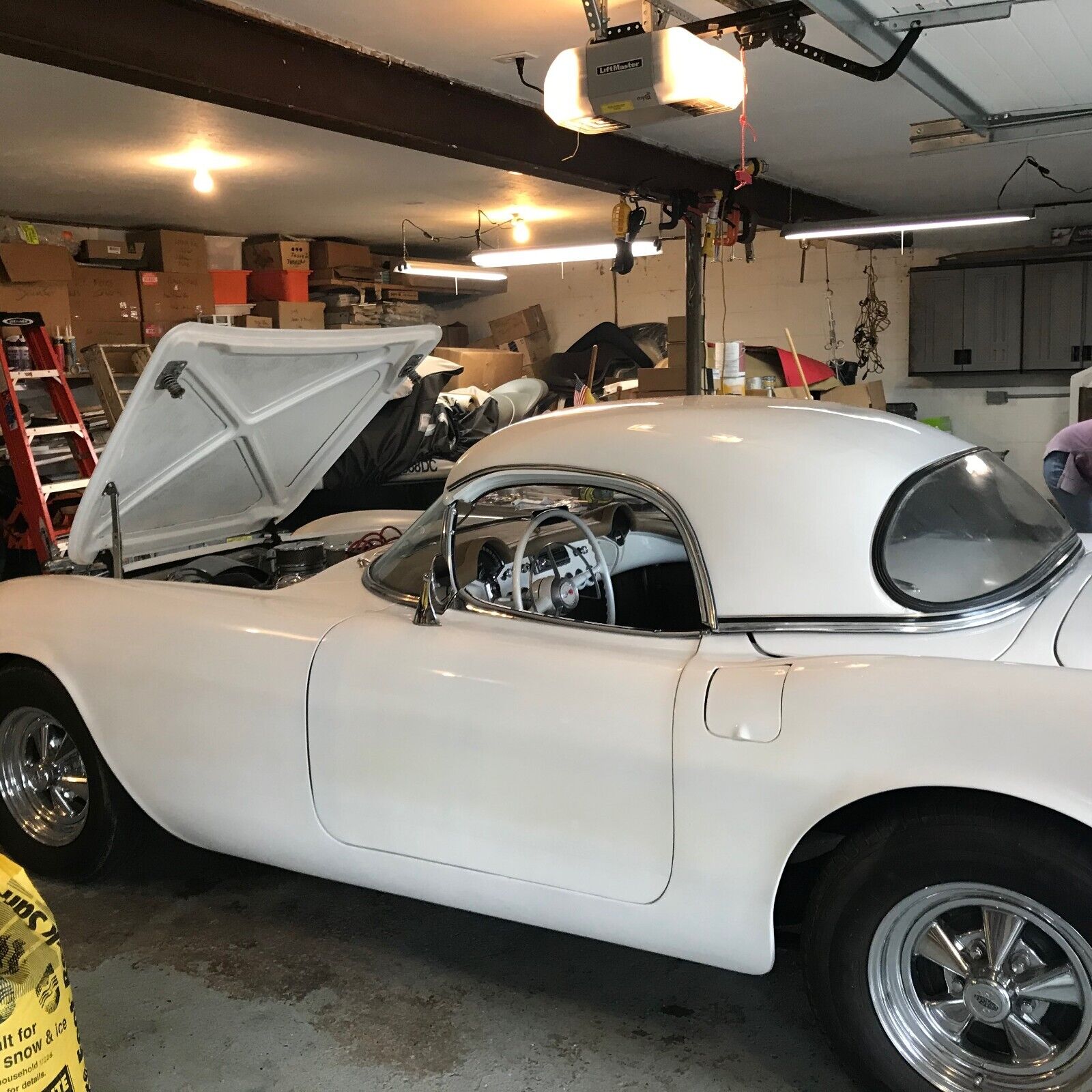 Chevrolet-Corvette-Cabriolet-1954-White-Tan-104607-7