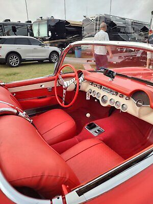 Chevrolet-Corvette-Cabriolet-1956-Red-Red-2414-6