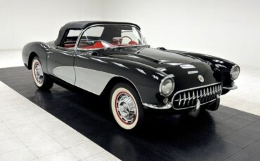 Chevrolet-Corvette-Cabriolet-1957-Black-Red-85685-9