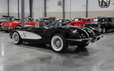 Chevrolet-Corvette-Cabriolet-1958-Black-Black-16052-3