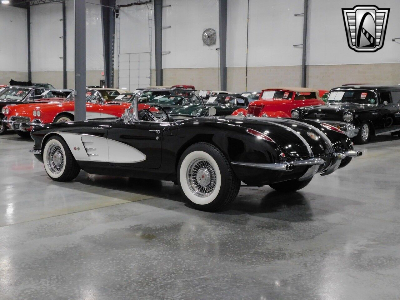 Chevrolet-Corvette-Cabriolet-1958-Black-Black-16052-3