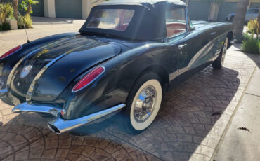 Chevrolet-Corvette-Cabriolet-1958-Gray-Red-31083-7