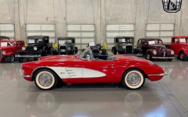 Chevrolet-Corvette-Cabriolet-1958-Red-Black-37889-3