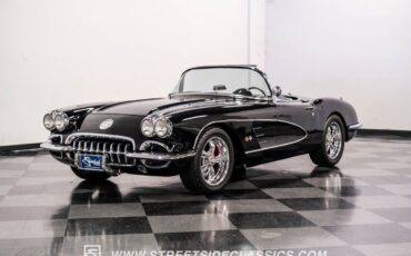 Chevrolet-Corvette-Cabriolet-1959-Black-Black-13845-5