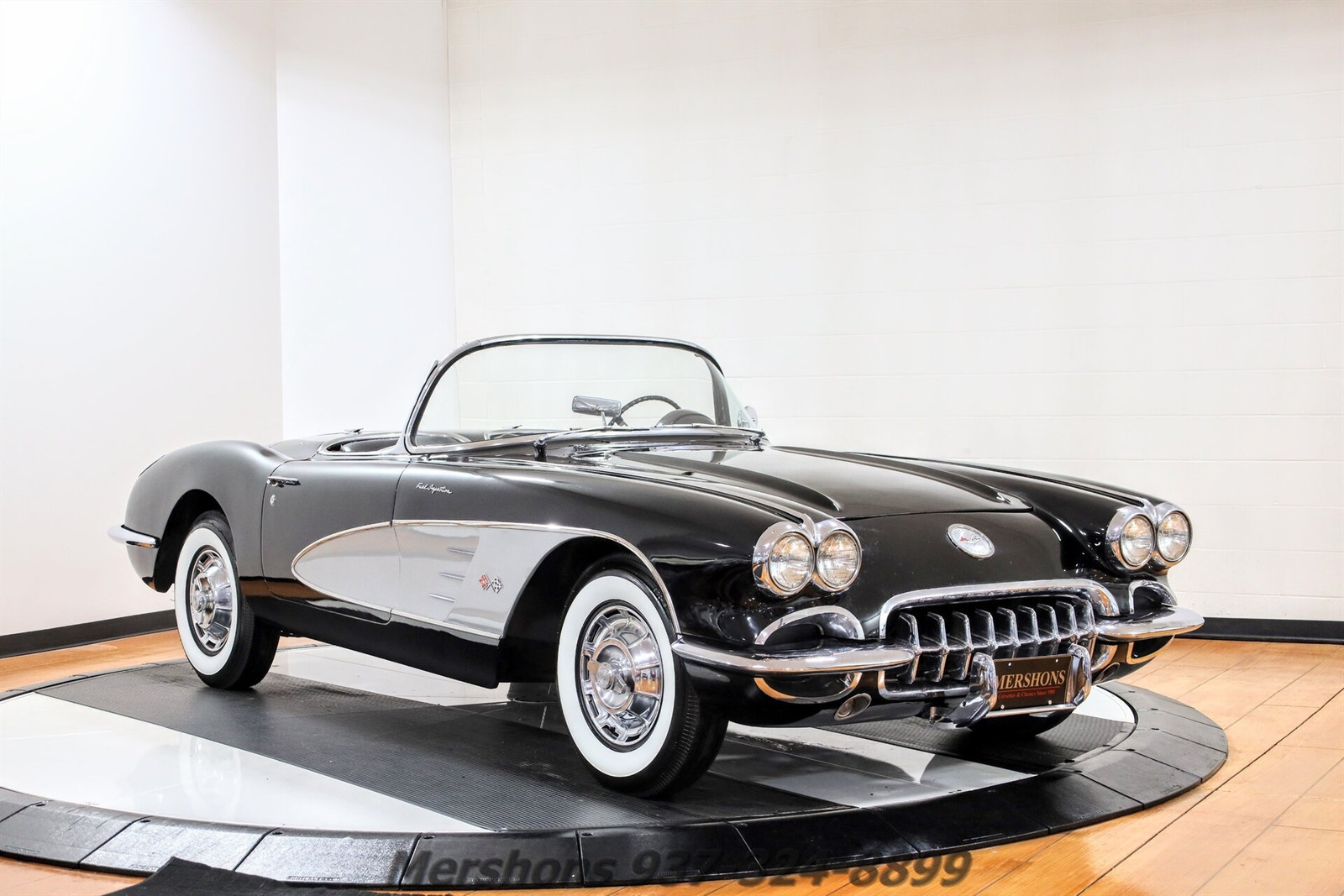 Chevrolet-Corvette-Cabriolet-1959-Black-Black-1748-6