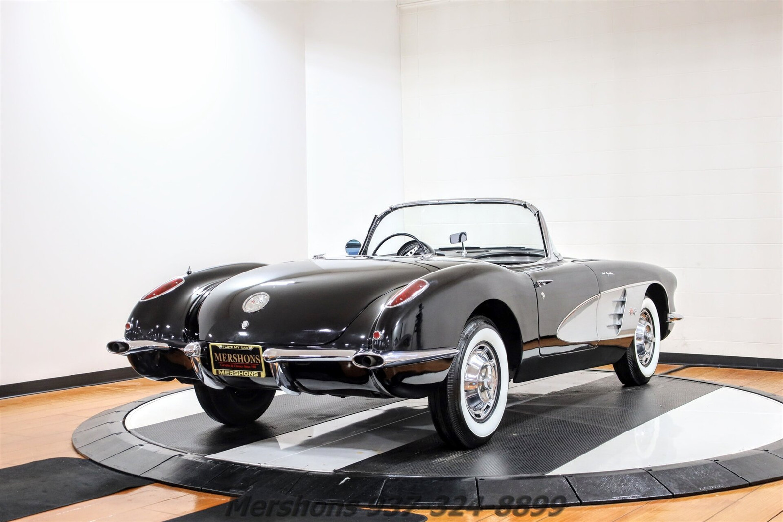 Chevrolet-Corvette-Cabriolet-1959-Black-Black-1748-8