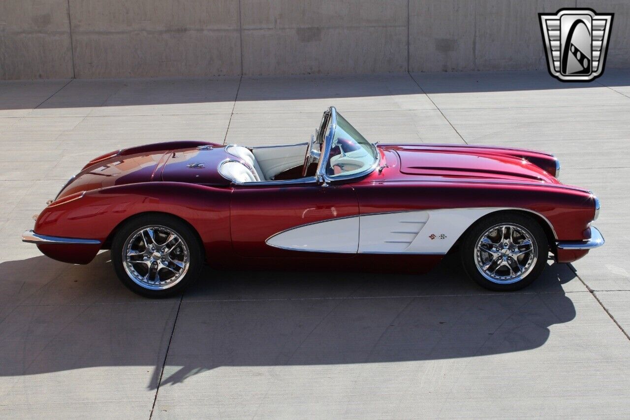 Chevrolet-Corvette-Cabriolet-1959-Red-Red-496-11