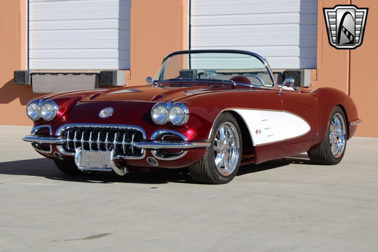 Chevrolet-Corvette-Cabriolet-1959-Red-Red-496-3