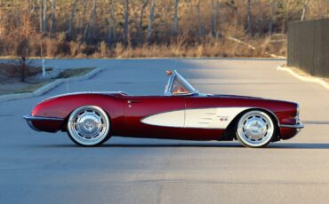 Chevrolet-Corvette-Cabriolet-1960-657-4