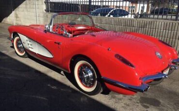 Chevrolet-Corvette-Cabriolet-1960-Red-Red-125101-3