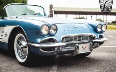 Chevrolet-Corvette-Cabriolet-1961-Blue-Blue-72594-8