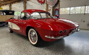 Chevrolet-Corvette-Cabriolet-1961-Red-Black-100082-12