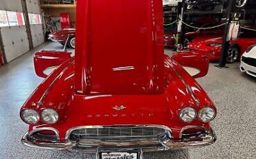 Chevrolet-Corvette-Cabriolet-1961-Red-Black-100082-32