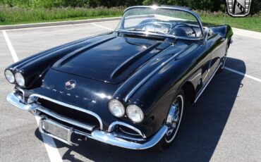 Chevrolet-Corvette-Cabriolet-1962-Black-Black-2997-2