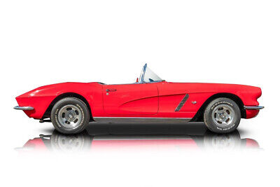 Chevrolet-Corvette-Cabriolet-1962-Red-Black-94467-1