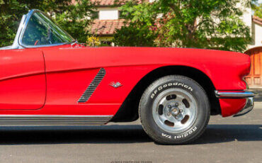 Chevrolet-Corvette-Cabriolet-1962-Red-Black-94467-10