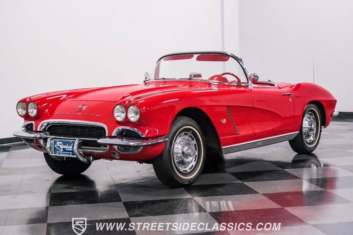 Chevrolet-Corvette-Cabriolet-1962-Red-Red-26042-5