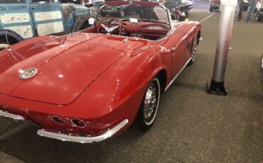 Chevrolet-Corvette-Cabriolet-1962-Red-Red-27906-10