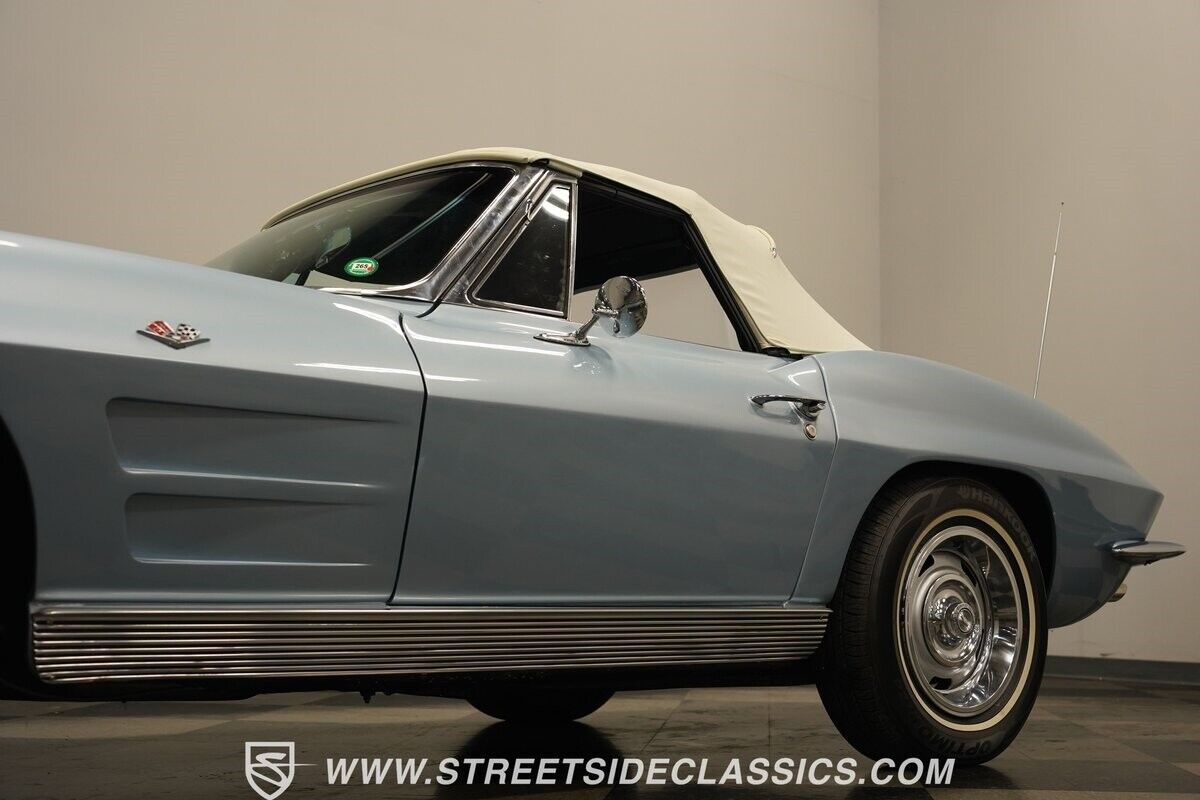 Chevrolet-Corvette-Cabriolet-1963-Blue-Blue-38214-26