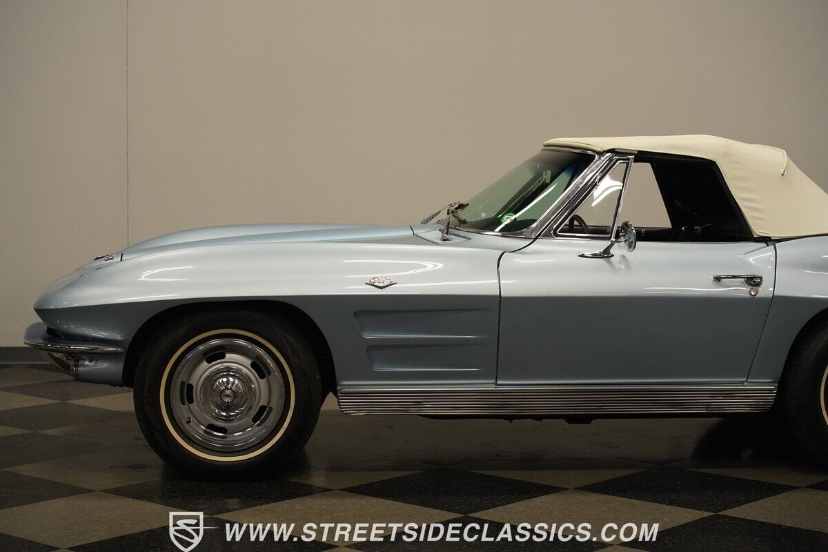 Chevrolet-Corvette-Cabriolet-1963-Blue-Blue-38214-27