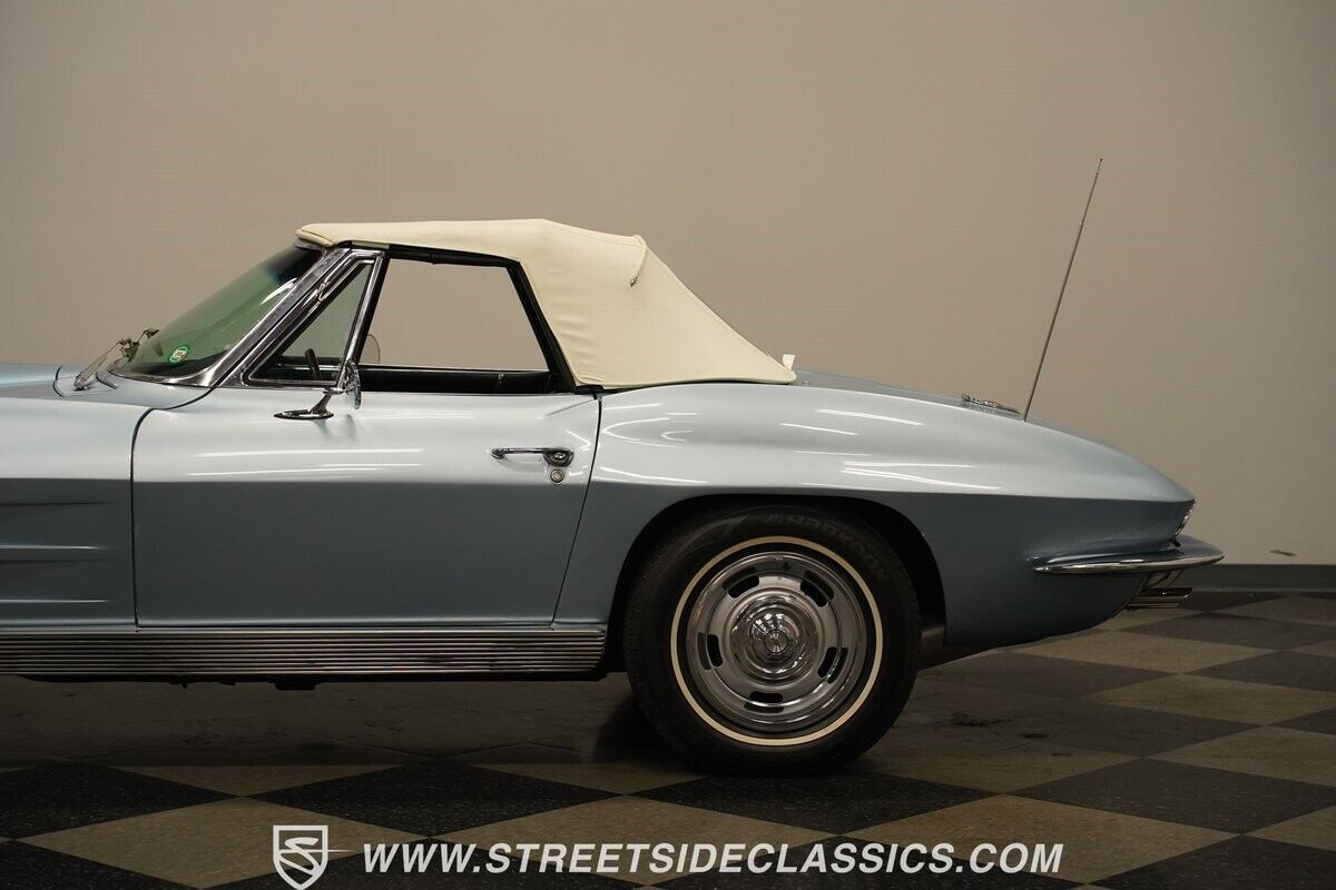 Chevrolet-Corvette-Cabriolet-1963-Blue-Blue-38214-28