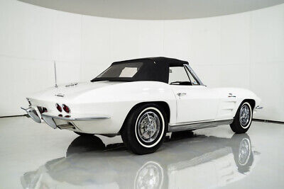 Chevrolet-Corvette-Cabriolet-1963-White-Black-130294-12