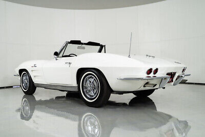 Chevrolet-Corvette-Cabriolet-1963-White-Black-130294-8