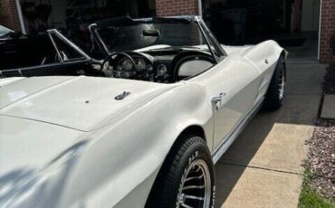 Chevrolet-Corvette-Cabriolet-1963-White-Black-130357-5