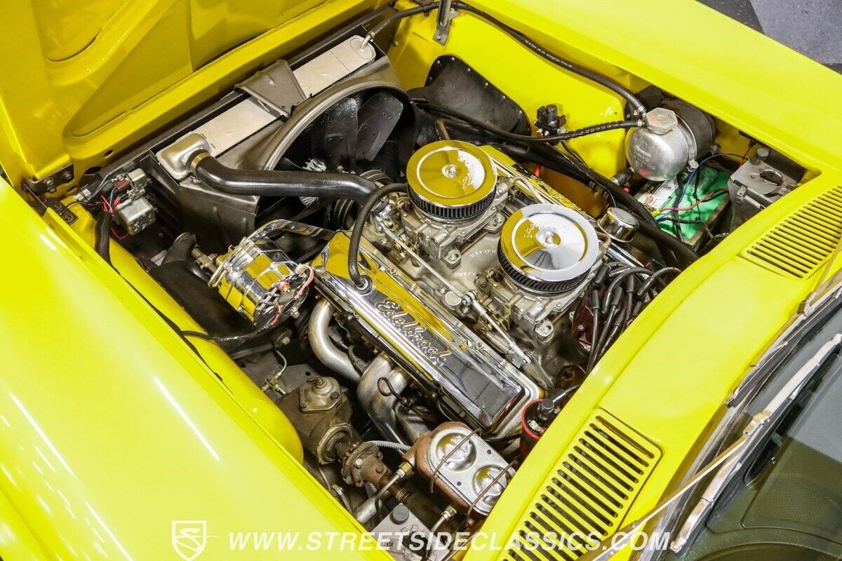 Chevrolet-Corvette-Cabriolet-1963-Yellow-Black-115936-3