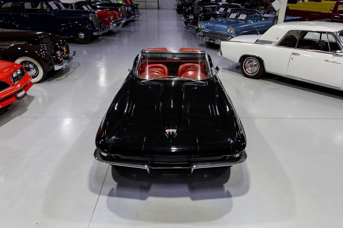 Chevrolet-Corvette-Cabriolet-1964-Black-Red-141447-6