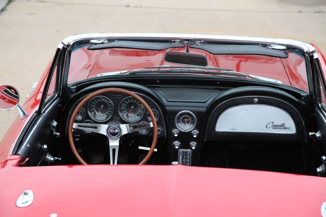 Chevrolet-Corvette-Cabriolet-1964-Red-Black-64374-6