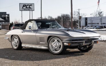 Chevrolet-Corvette-Cabriolet-1964-Silver-Black-12070-1