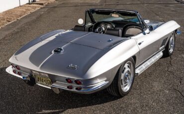 Chevrolet-Corvette-Cabriolet-1964-Silver-Black-12070-11