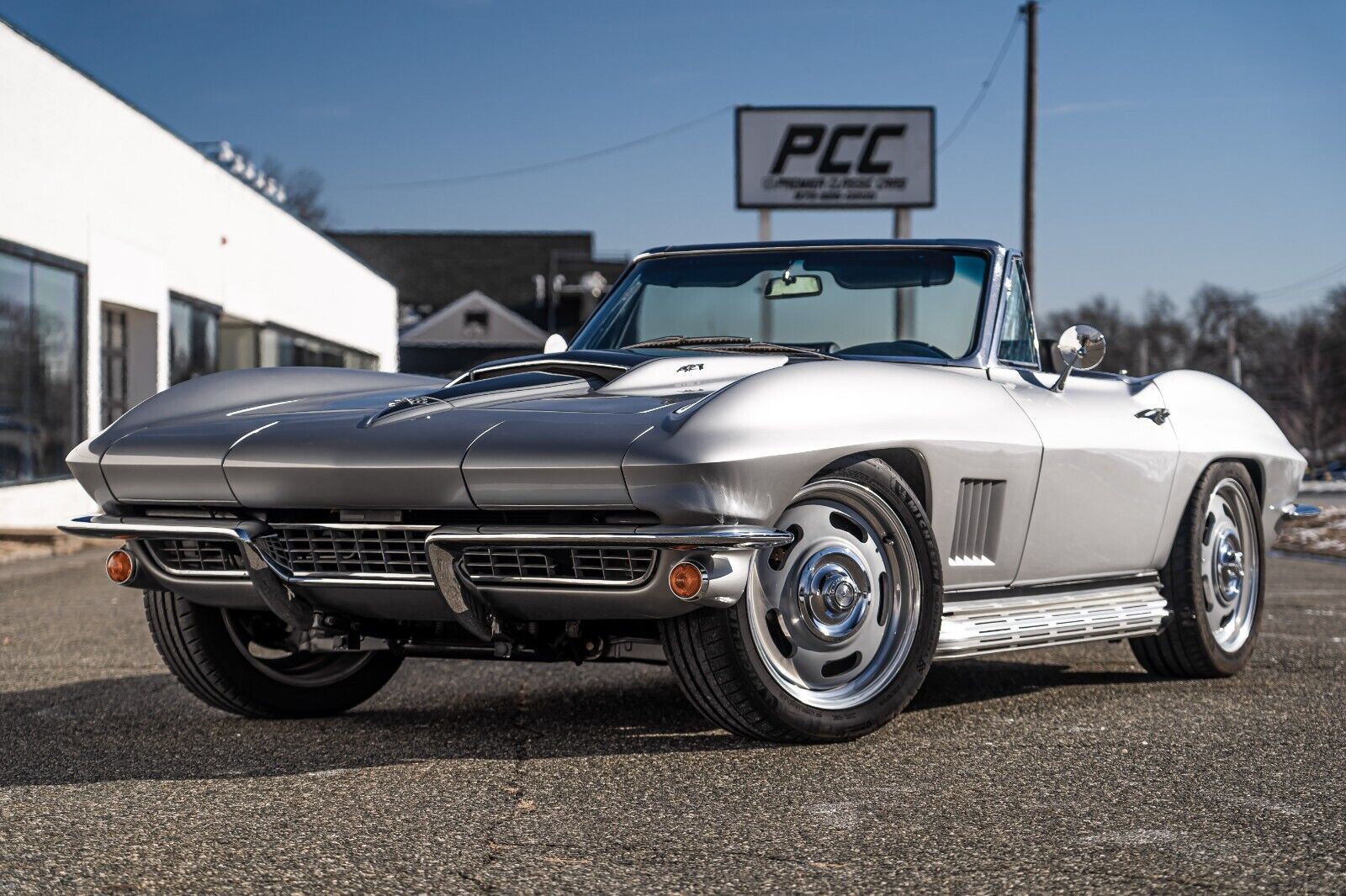 Chevrolet-Corvette-Cabriolet-1964-Silver-Black-12070-16