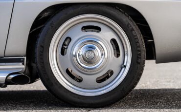 Chevrolet-Corvette-Cabriolet-1964-Silver-Black-12070-20