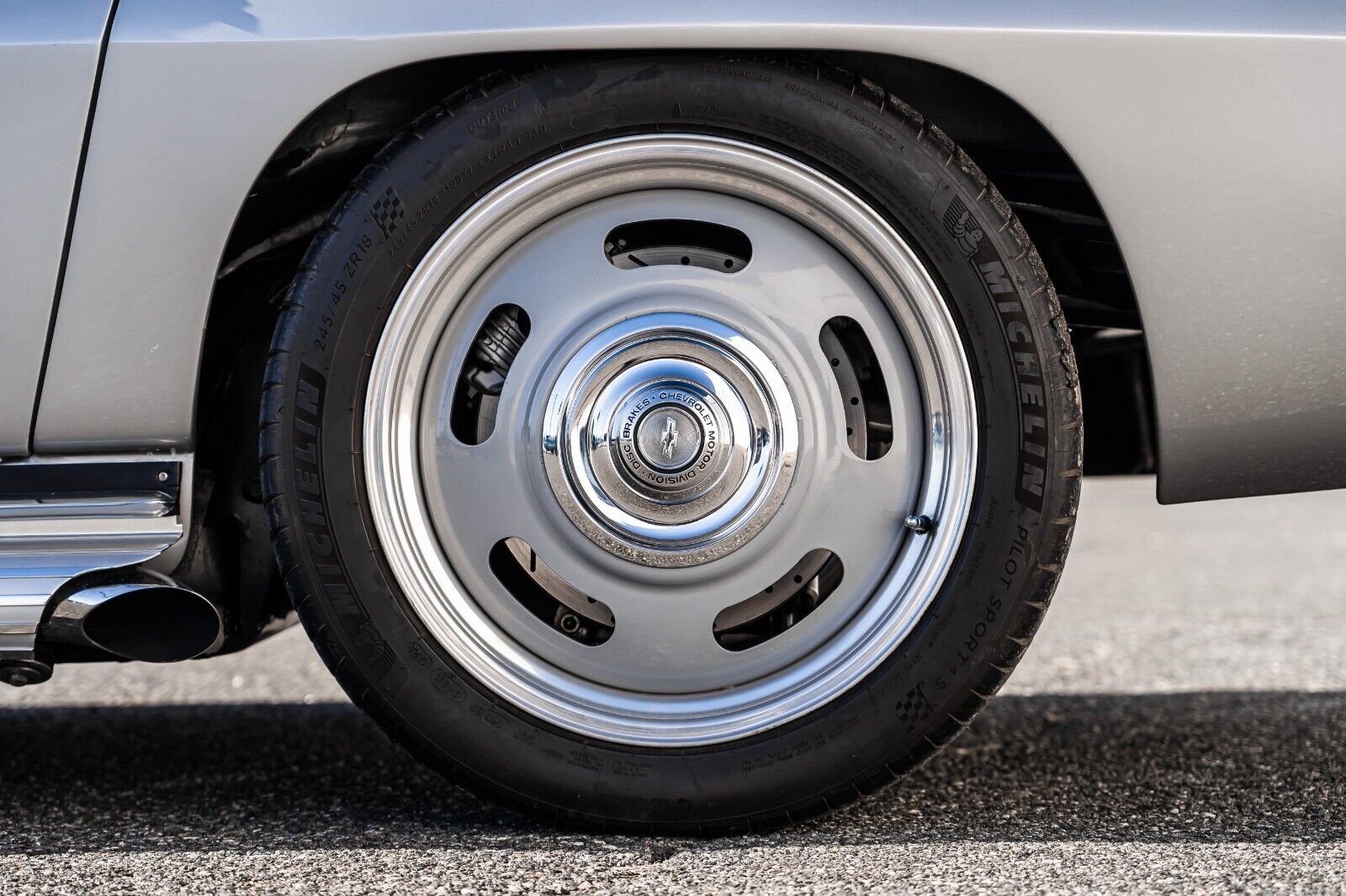 Chevrolet-Corvette-Cabriolet-1964-Silver-Black-12070-20