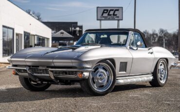 Chevrolet-Corvette-Cabriolet-1964-Silver-Black-12070-3