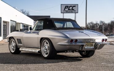 Chevrolet-Corvette-Cabriolet-1964-Silver-Black-12070-6