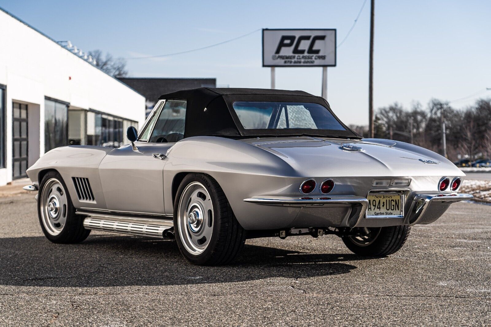 Chevrolet-Corvette-Cabriolet-1964-Silver-Black-12070-6