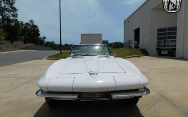 Chevrolet-Corvette-Cabriolet-1964-White-Red-58374-3