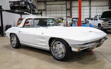 Chevrolet-Corvette-Cabriolet-1964-White-White-2121-11