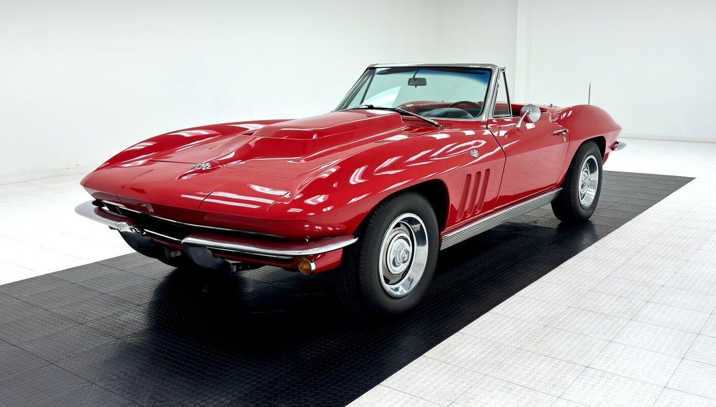 Chevrolet-Corvette-Cabriolet-1965-Red-Black-72503-1