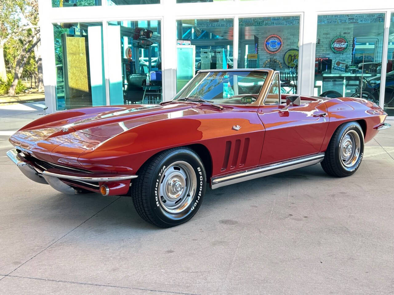 Chevrolet-Corvette-Cabriolet-1965-Red-White-94919-10